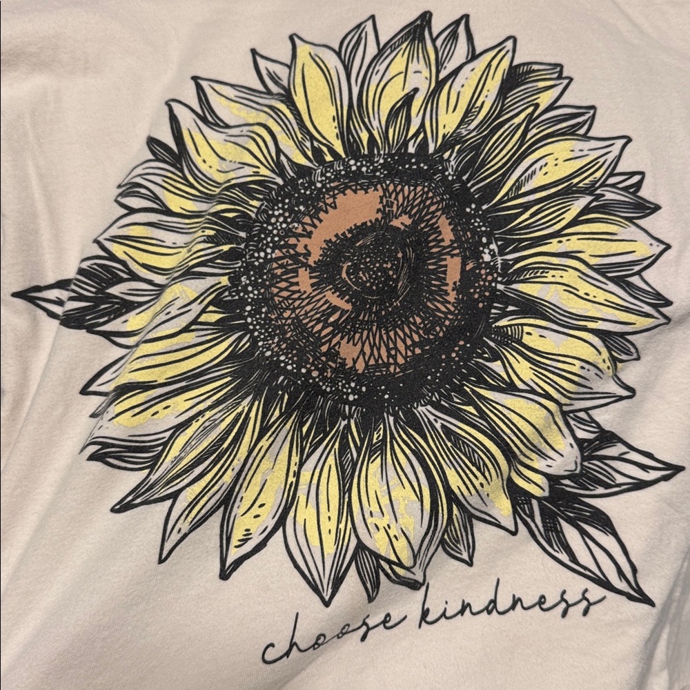 Bundle of KINDNESS graphic tshirts - lot of 6 - Picture 7 of 9